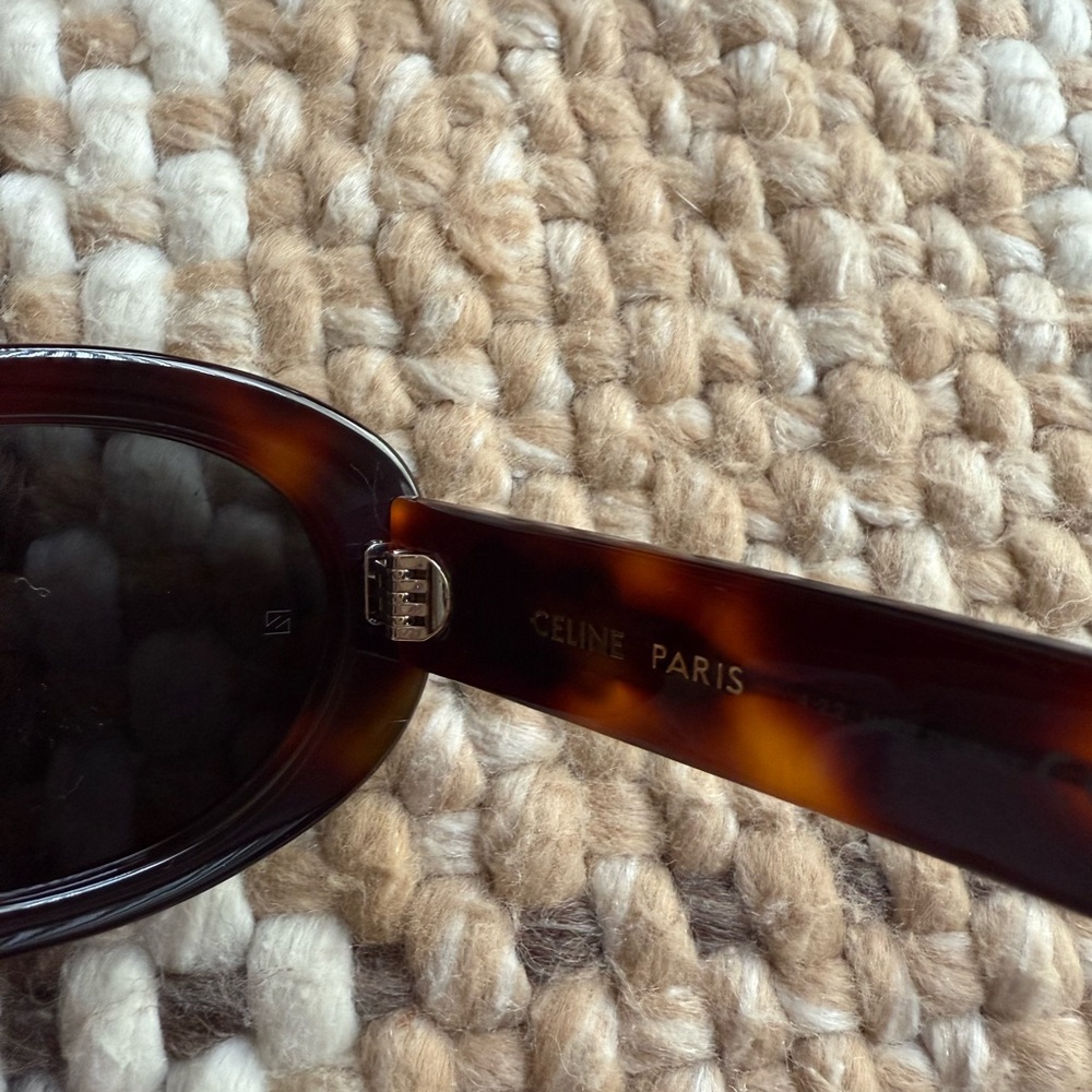 Celine Triomphe 01 Oval Sunglasses (Preowned Like NEW) - Picture 9 of 16